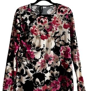 Agnes and Dora floral long sleeve Medium top. Butter soft